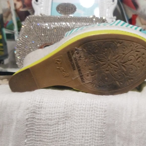 Qupid wedge - Picture 3 of 3